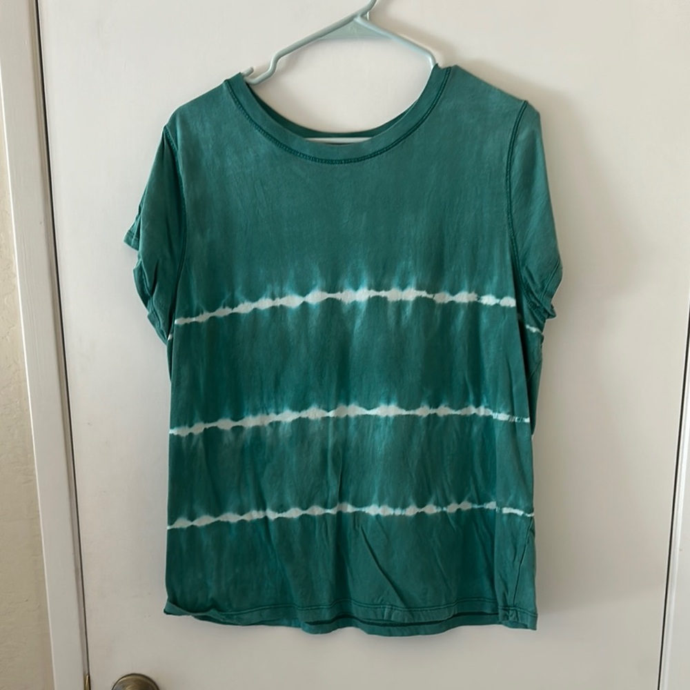Universal Thread Green Tie-Dye Short Sleeve Top